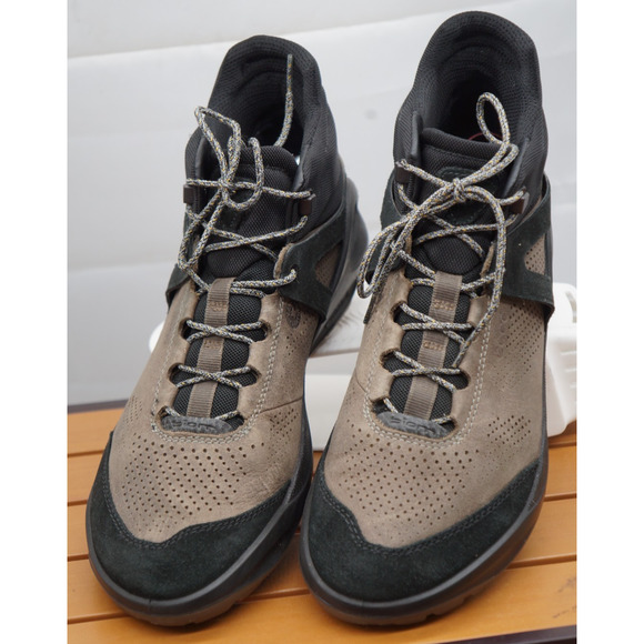 ECCO Gore-Tex Biom 2Go Mens 9 Hiking Waterproof Ankle Boots Leather Brown Black